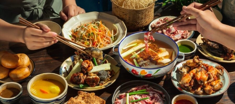 Cultural Dining Experience in Vietnam - A Home-Hosted Dinner in Vietnam