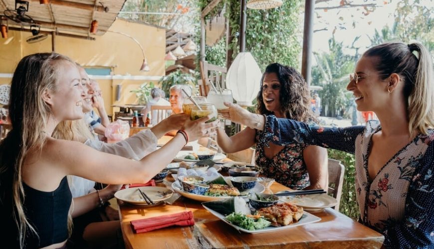 How to Book a Home Host Dinner in Hanoi